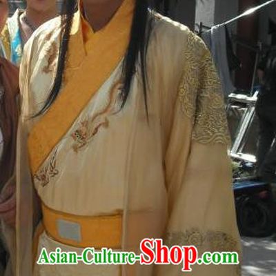 Traditional Chinese Ancient Ming Dynasty Emperor Xi Zhu Youxiao Embroidered Replica Costume Yellow Imperial Robe for Men