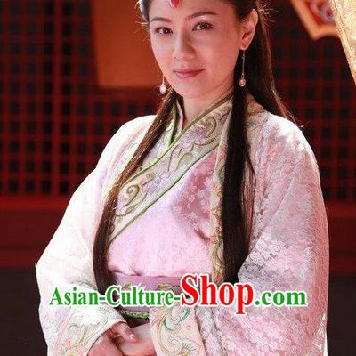 Ancient Chinese Ming Dynasty Princess of Zhu Yuanzhang Embroidered Dress Replica Costume for Women