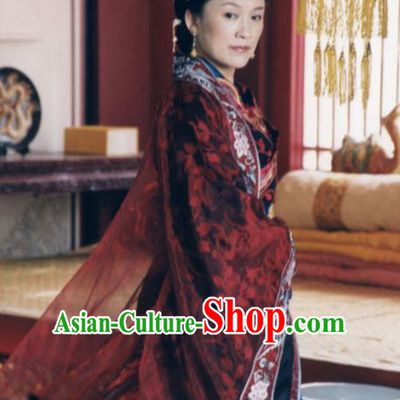 Chinese Ancient Ming Dynasty Empress Dowager Wu Embroidered Dress Replica Costume for Women