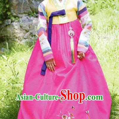 Top Grade Korean Traditional Hanbok Yellow Blouse and Rosy Dress Fashion Apparel Costumes for Women