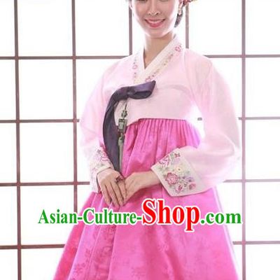 Top Grade Korean Traditional Hanbok Pink Blouse and Rosy Dress Fashion Apparel Costumes for Women