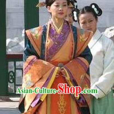Chinese Ancient Ming Dynasty Empress Dowager Li Wanli Embroidered Dress Costume for Women