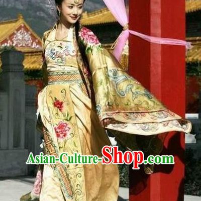 Chinese Ancient Ming Dynasty Courtesan Li Xiangjun Embroidered Dress Costume for Women