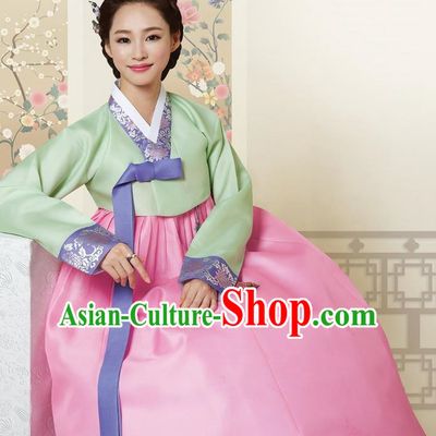 Top Grade Korean Hanbok Traditional Green Blouse and Pink Dress Fashion Apparel Costumes for Women