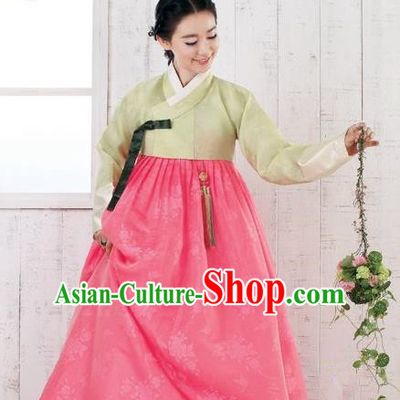 Top Grade Korean Hanbok Traditional Green Blouse and Pink Dress Fashion Apparel Costumes for Women