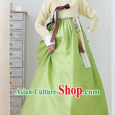 Top Grade Korean Hanbok Traditional Yellow Blouse and Green Dress Fashion Apparel Costumes for Women