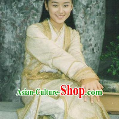 Chinese Ancient Ming Dynasty Palace Lady Changping Princess Embroidered Dress Costume for Women