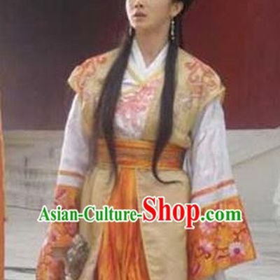 Chinese Ancient Ming Dynasty Palace Princess Changping Embroidered Dress Costume for Women