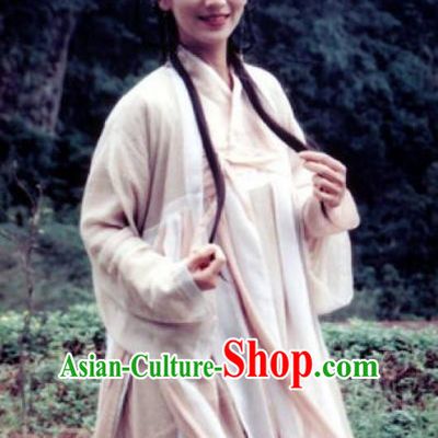 Chinese Ancient Ming Dynasty Princess Changping Embroidered Dress Costume for Women