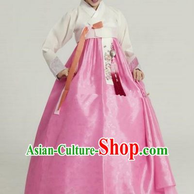 Top Grade Korean Hanbok Ancient Traditional Fashion Apparel Costumes White Blouse and Pink Dress for Women