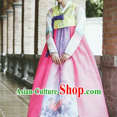 Top Grade Korean Hanbok Ancient Traditional Fashion Apparel Costumes Yellow Blouse and Pink Dress for Women