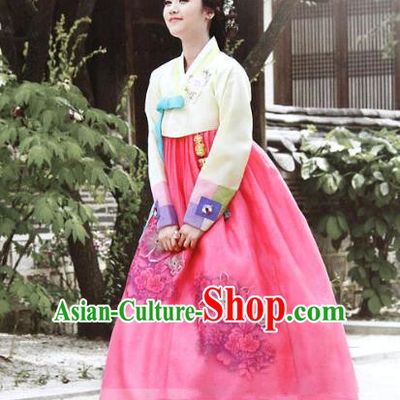 Top Grade Korean Hanbok Ancient Traditional Fashion Apparel Costumes Beige Blouse and Rosy Dress for Women