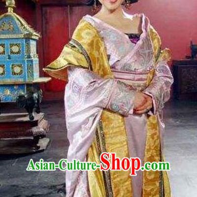 Ancient Chinese Ming Dynasty Imperial Concubine Zhang of Zhu Youxiao Embroidered Historical Costume and Headpiece Complete Set for Women