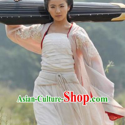Chinese Ancient Ming Dynasty Princess Dress Fairy Embroidered Historical Costume for Women