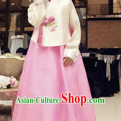 Korean Traditional Hanbok White Blouse and Pink Dress Ancient Formal Occasions Fashion Apparel Costumes for Women