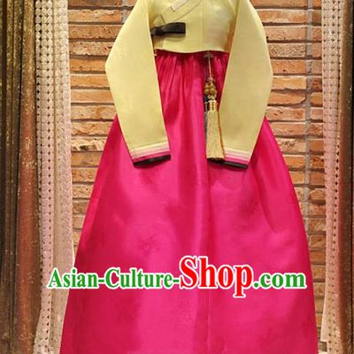 Korean Traditional Hanbok Bride Yellow Blouse and Rosy Dress Ancient Formal Occasions Fashion Apparel Costumes for Women