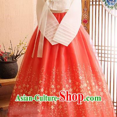 Korean Traditional Bride Hanbok White Lace Blouse and Red Embroidered Dress Ancient Formal Occasions Fashion Apparel Costumes for Women