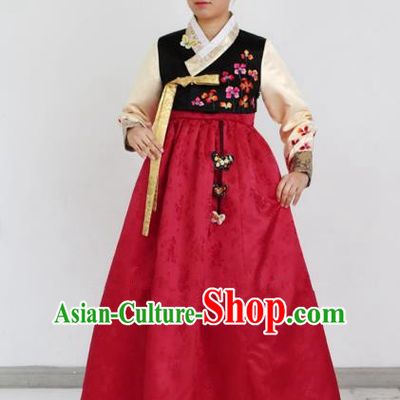 Korean Traditional Bride Hanbok Black Blouse and Red Embroidered Dress Ancient Formal Occasions Fashion Apparel Costumes for Women
