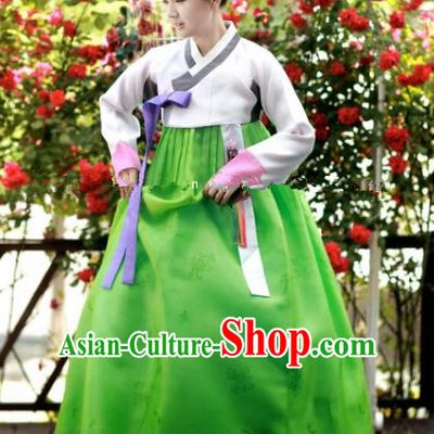 Korean Traditional Bride Hanbok Formal Occasions White Blouse and Green Dress Ancient Fashion Apparel Costumes for Women