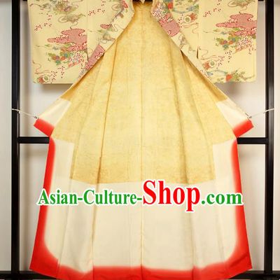 Japan Ancient Palace Yellow Furisode Kimonos Traditional Yukata Dress Formal Costume for Women