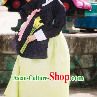 Korean Traditional Bride Tang Garment Hanbok Formal Occasions Navy Blouse and Yellow Dress Ancient Costumes for Women