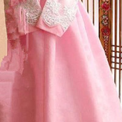 Korean Traditional Tang Garment Hanbok Formal Occasions White Lace Blouse and Pink Dress Ancient Costumes for Women