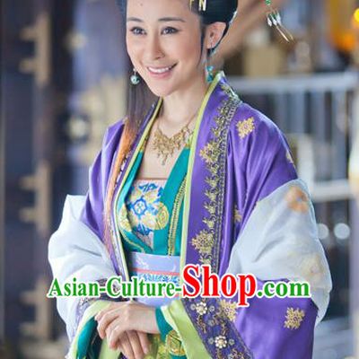 Chinese Song Dynasty Princess Sister of Zhao Kuangyin Embroidered Dress Ancient Palace Lady Replica Costume for Women