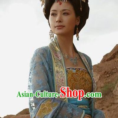Chinese Ancient Song Dynasty Khrom Countess Embroidered Dress Replica Costume for Women