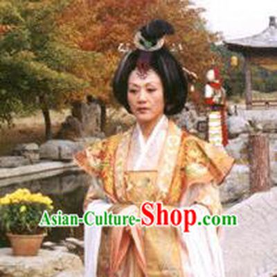 Chinese Ancient Tang Dynasty Queen Wu Zetian Embroidered Dress Empress Replica Costume for Women