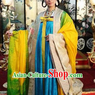Chinese Ancient Tang Dynasty Imperial Consort Wu Meiniang Dress Historical Costume for Women