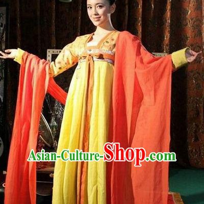 Chinese Ancient Tang Dynasty Nobility Lady Embroidered Historical Costume for Women