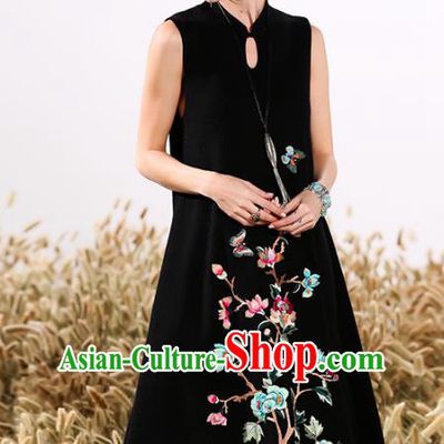 Chinese National Costume Cheongsam Embroidered Peony Black Qipao Dress for Women