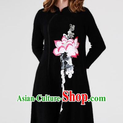 Chinese National Costume Cheongsam Embroidered Lotus Black Qipao Dress for Women
