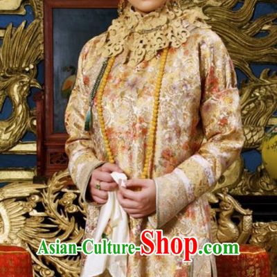 Chinese Ancient Kangxi Empress Historical Replica Costume China Qing Dynasty Manchu Lady Embroidered Clothing