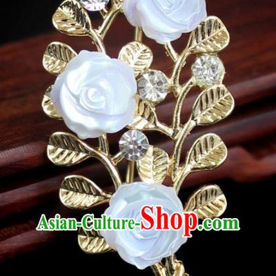 Chinese Ancient Handmade Brooch Accessories Golden Leaf Breastpin for Women