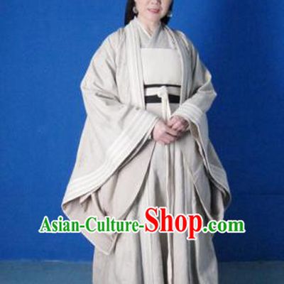 Chinese Ancient Five Dynasties and Ten Kingdoms Chu Empress Li Hanfu Dress Replica Costume for Women