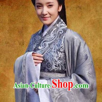 Chinese Ancient Han Dynasty Imperial Concubine Qi Embroidered Hanfu Dress Replica Costume for Women