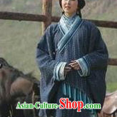 Ancient Chinese Spring and Autumn Period Countess Replica Costume for Women