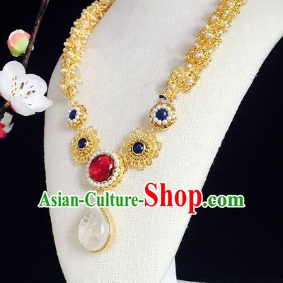 Chinese Handmade Classical Accessories Golden Earrings Hanfu White Crystal Eardrop for Women