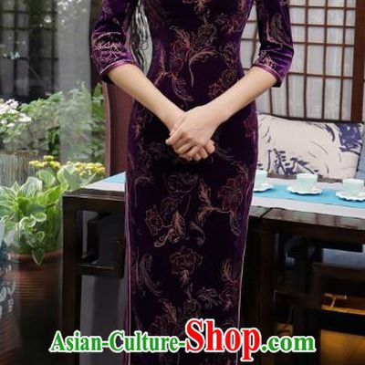 Chinese Traditional Tang Suit Qipao Dress National Costume Retro Purple Velvet Mandarin Cheongsam for Women