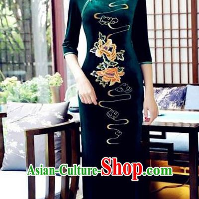 Top Grade Chinese Embroidered Qipao Dress National Costume Traditional Green Velvet Mandarin Cheongsam for Women