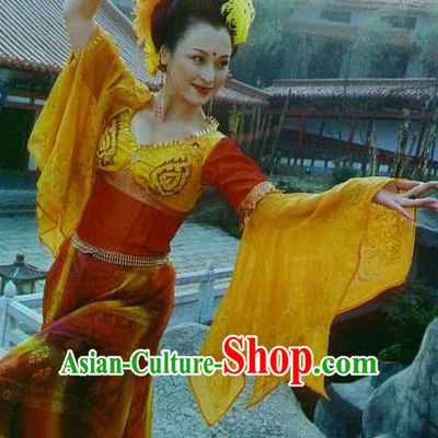 Chinese Ancient Tang Dynasty Imperial Consort Yang Yuhuan Dance Dress Embroidered Replica Costume for Women