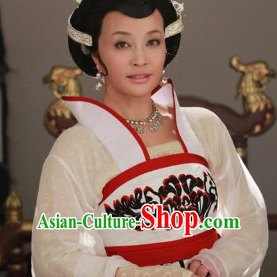 Chinese Ancient Empress Tang Dynasty Queen Wu Zetian Embroidered Replica Costume for Women
