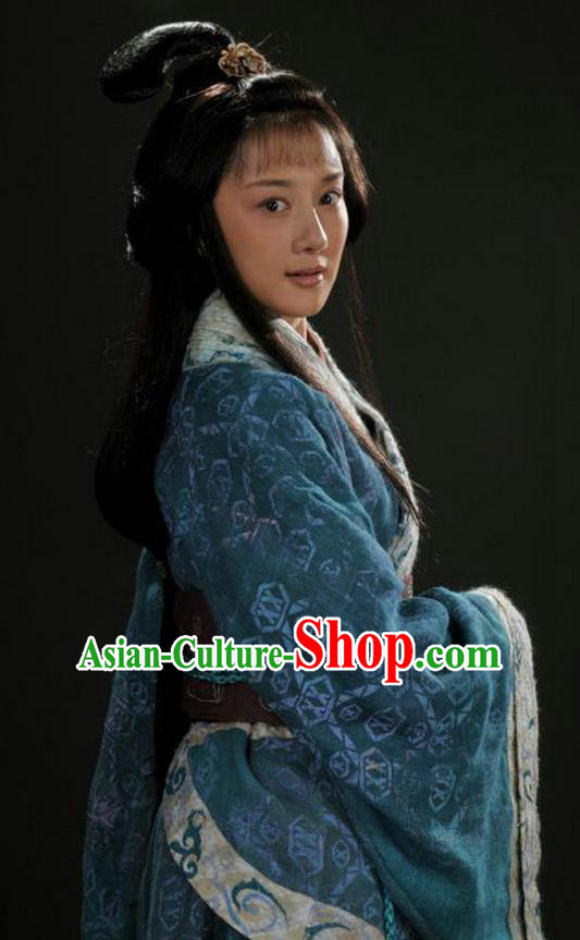 Traditional Chinese Ancient Costume Chu and Han Dynasties Hanfu Clothing