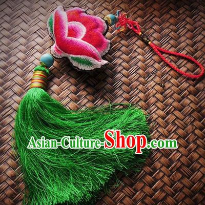 Chinese Traditional Embroidery Accessories Handmade Embroidered Red Lotus Pendant for Women