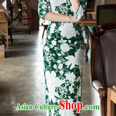 Top Grade Chinese Elegant Green Velvet Cheongsam Traditional China Tang Suit Qipao Dress for Women