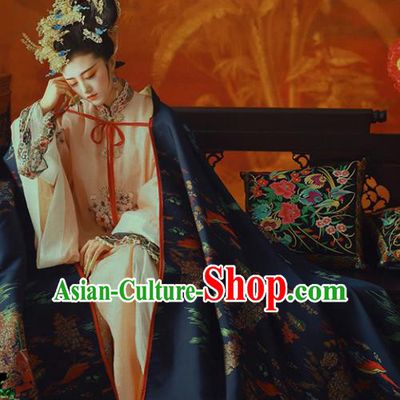 Chinese Ancient Palace Lady Hanfu Dress Traditional Qing Dynasty Manchu Imperial Concubine Embroidered Costume and Headdress for Women