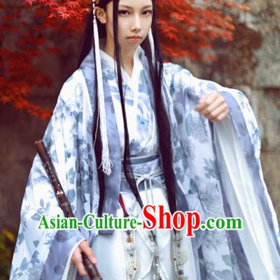 Chinese Ancient Cosplay Swordsman Nobility Childe Embroidered Costume for Men