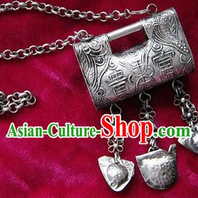 Chinese Miao Nationality Ornaments Sliver Longevity Lock Traditional Hmong Tassel Necklace for Women