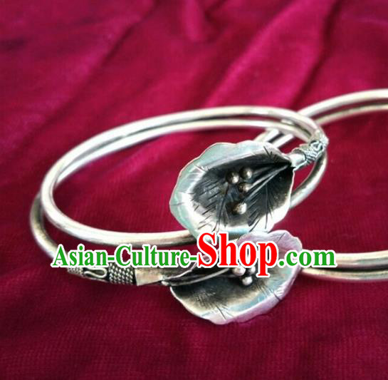 Traditional Chinese Miao Nationality Hair Accessories Hmong Female Folk Dance Hairpins Bracelet Sliver Necklace Headwear for Women Traditional Chinese Miao Nationality Hair Accessories Hmong Female Folk Dance Hairpins Bracelet Sliver Necklace Headwear for Women